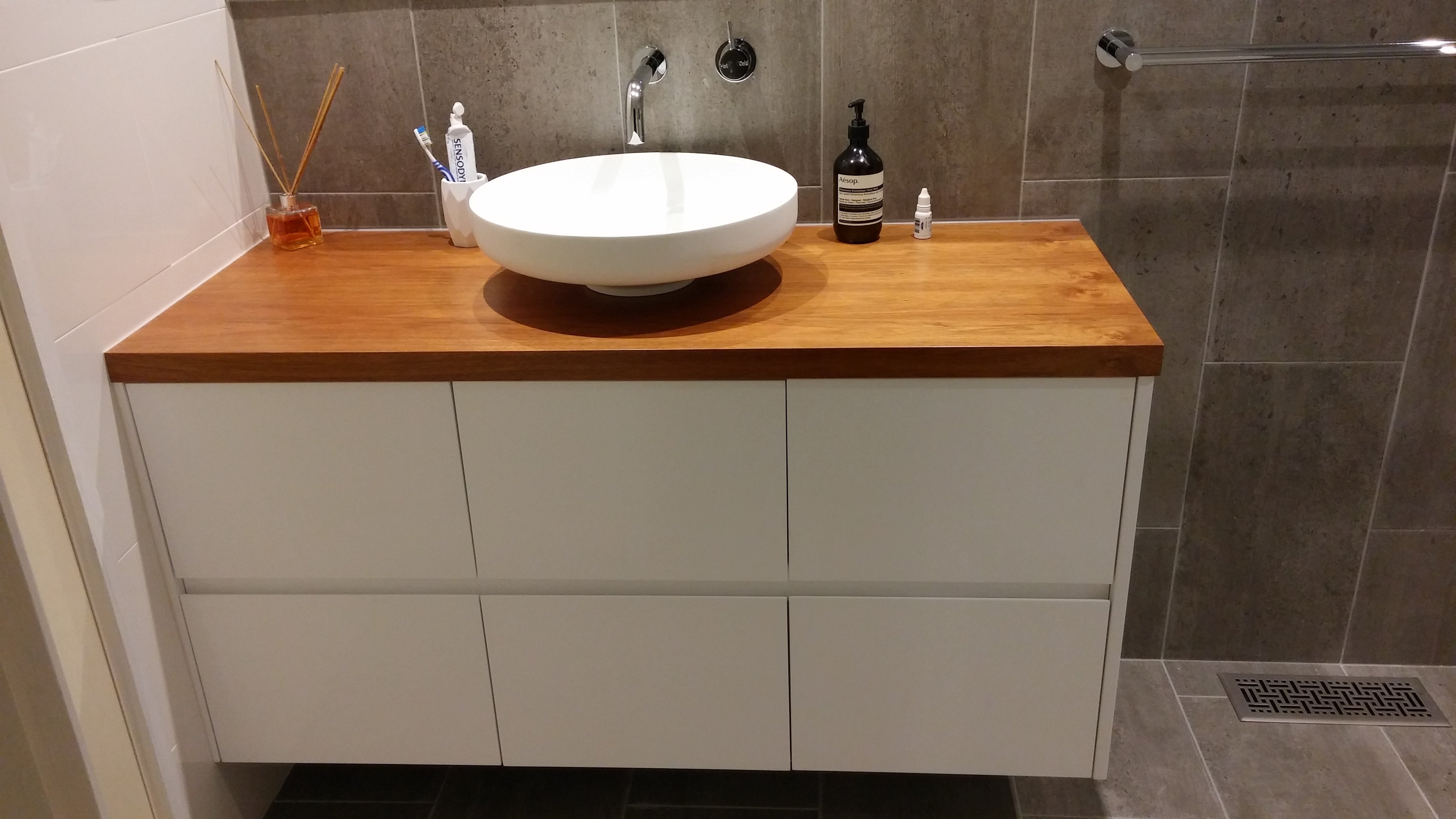 Custom Made Bathroom Vanities Melbourne